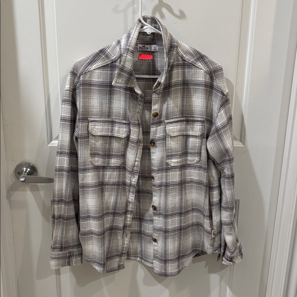 NWT Hollister Plaid Button Down Shirt - Picture 5 of 7